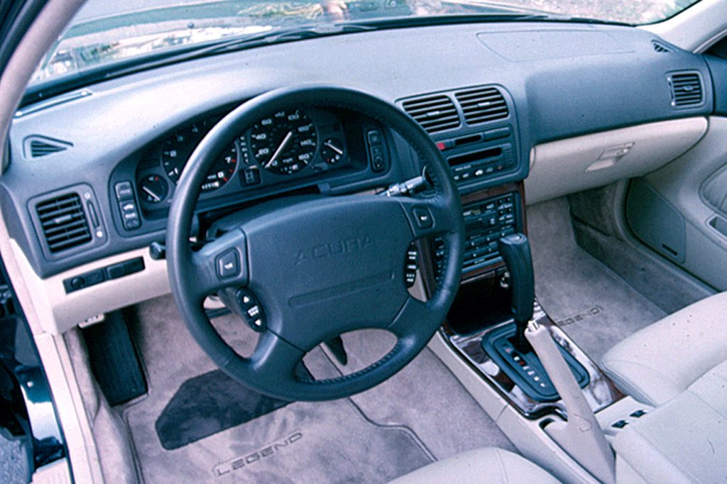 Acura Legend 3.2 V6 (Automatic)
